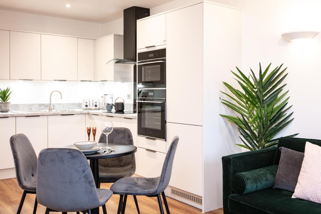 City Centre - Free Parking - Stylish 2 Bedroom Apartment Μπρίστολ Εξωτερικό φωτογραφία