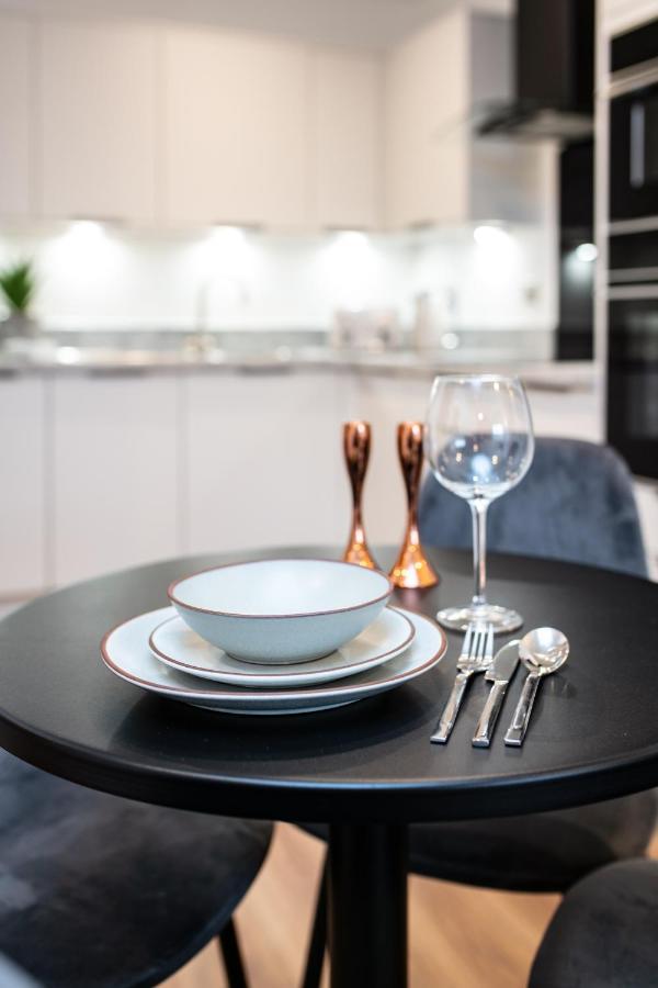 City Centre - Free Parking - Stylish 2 Bedroom Apartment Μπρίστολ Εξωτερικό φωτογραφία