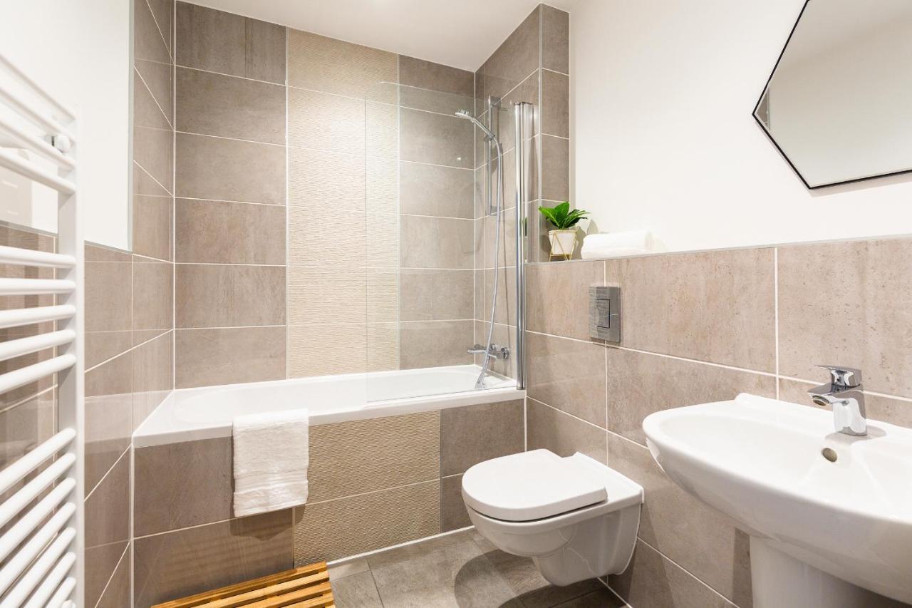 City Centre - Free Parking - Stylish 2 Bedroom Apartment Μπρίστολ Εξωτερικό φωτογραφία